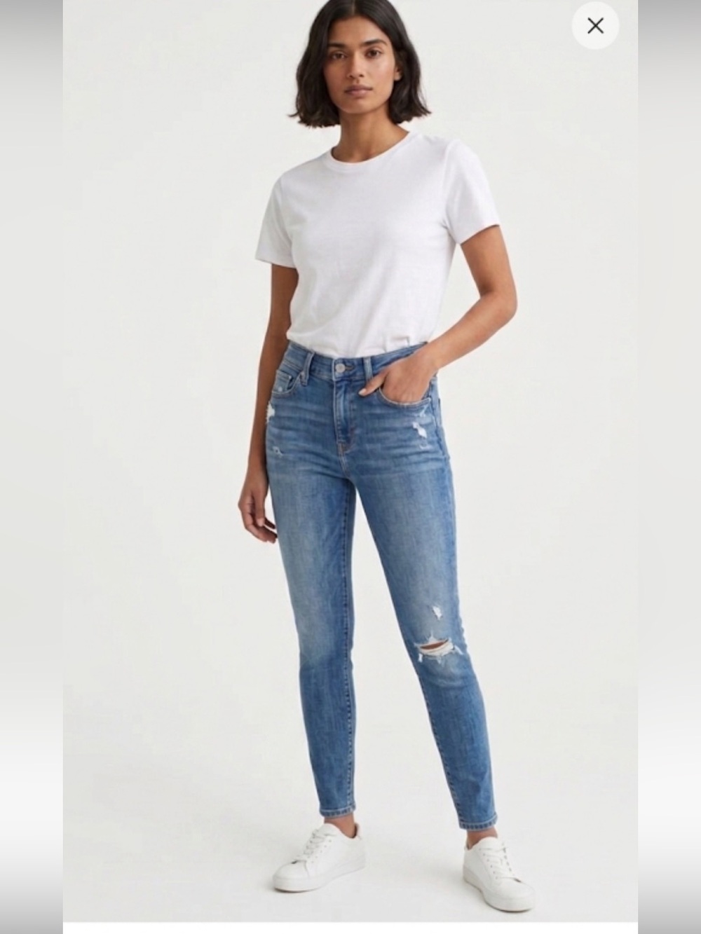 NEW Gap mid Rise Curvy True Skinny Jeans with Distressed Detail